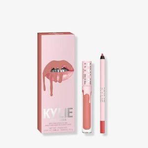 Matte Lip Kit 704 Sweater Weather